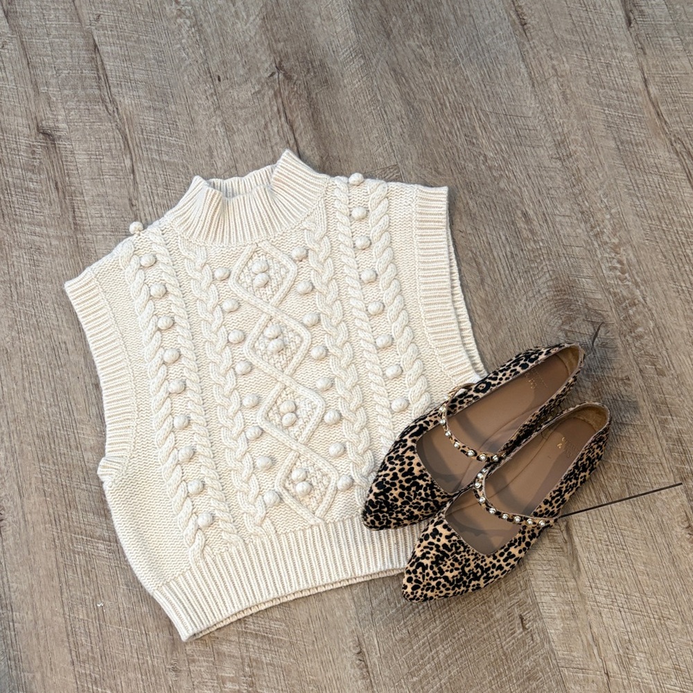 Wilfred Cream Cable & Bobble Knit Sleeveless Turtleneck - Picture 7 of 7